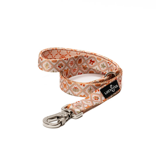 Cozy Cottage Leash